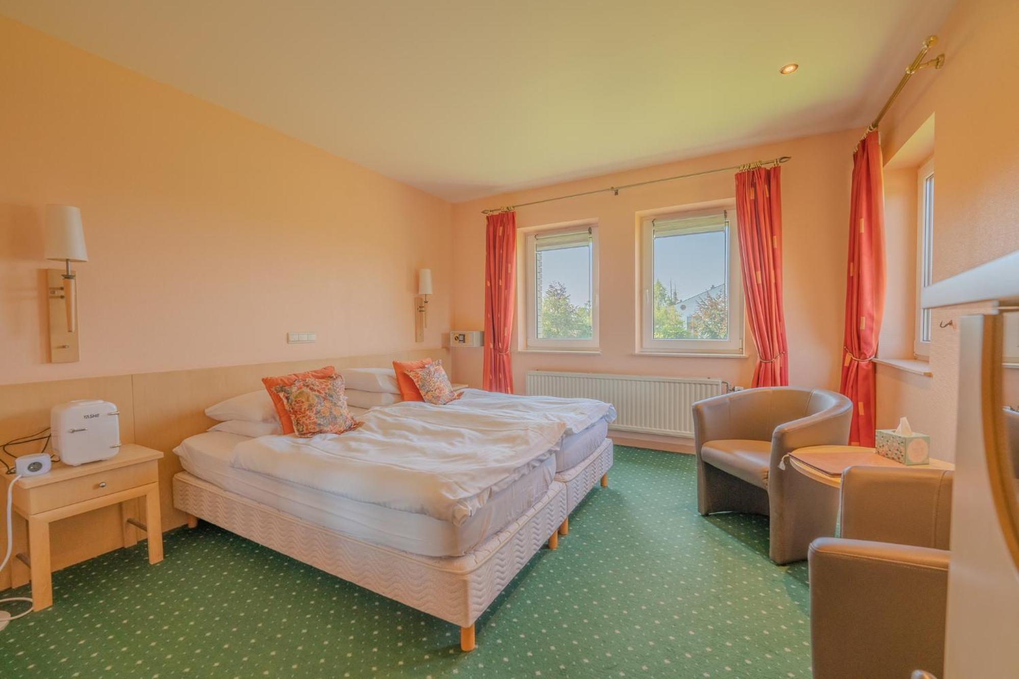 וואימס Hotel Hotleu מראה חיצוני תמונה