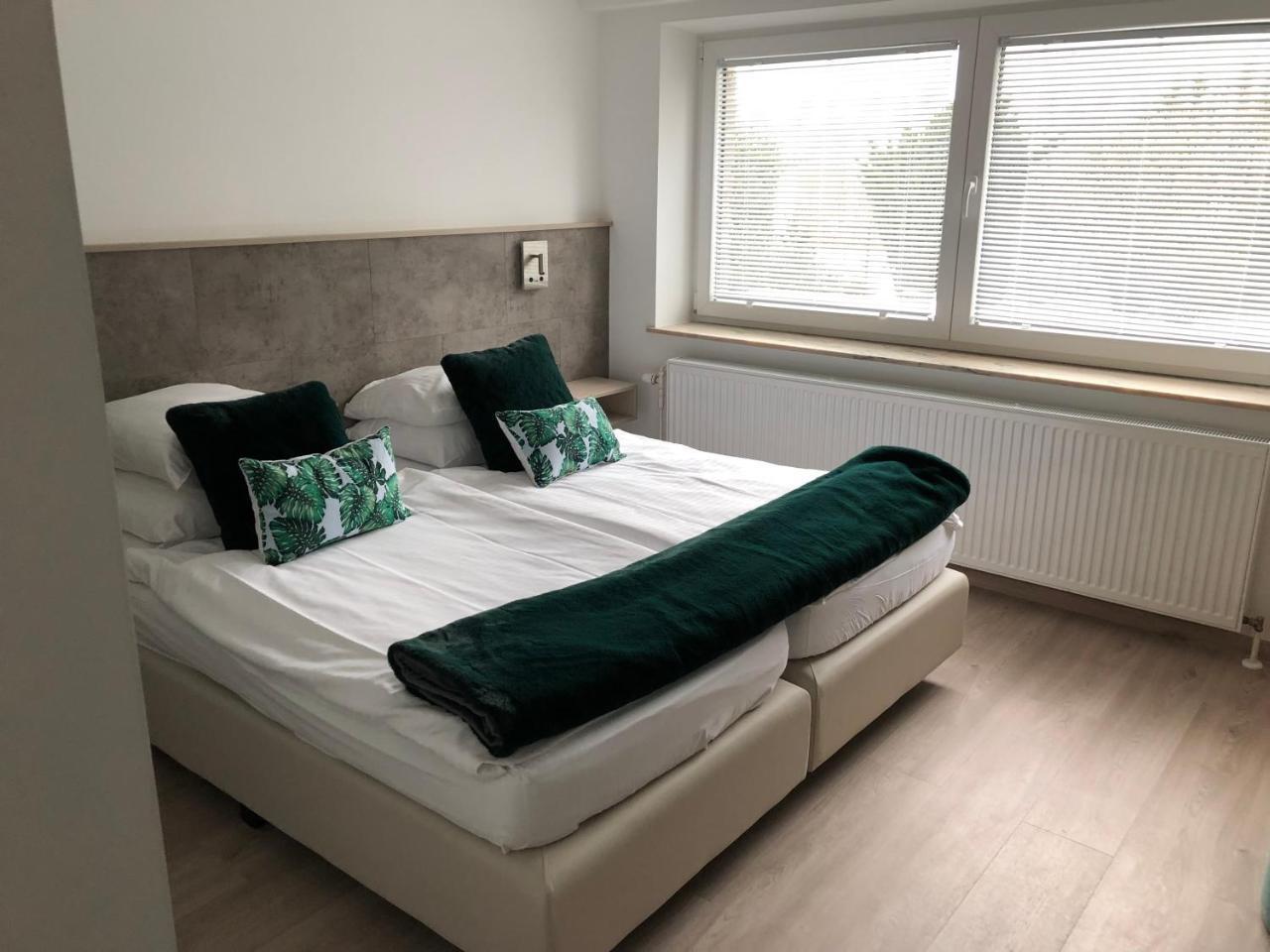 וואימס Hotel Hotleu מראה חיצוני תמונה